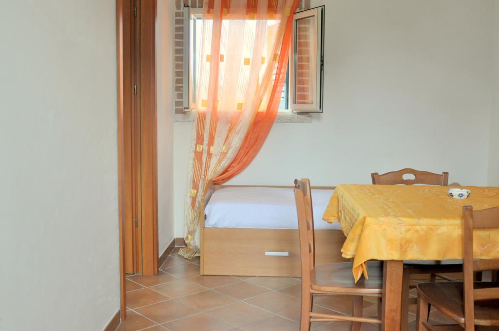 Casa Vacanze Villa Francesca بيسْكيتْشّي المظهر الخارجي الصورة