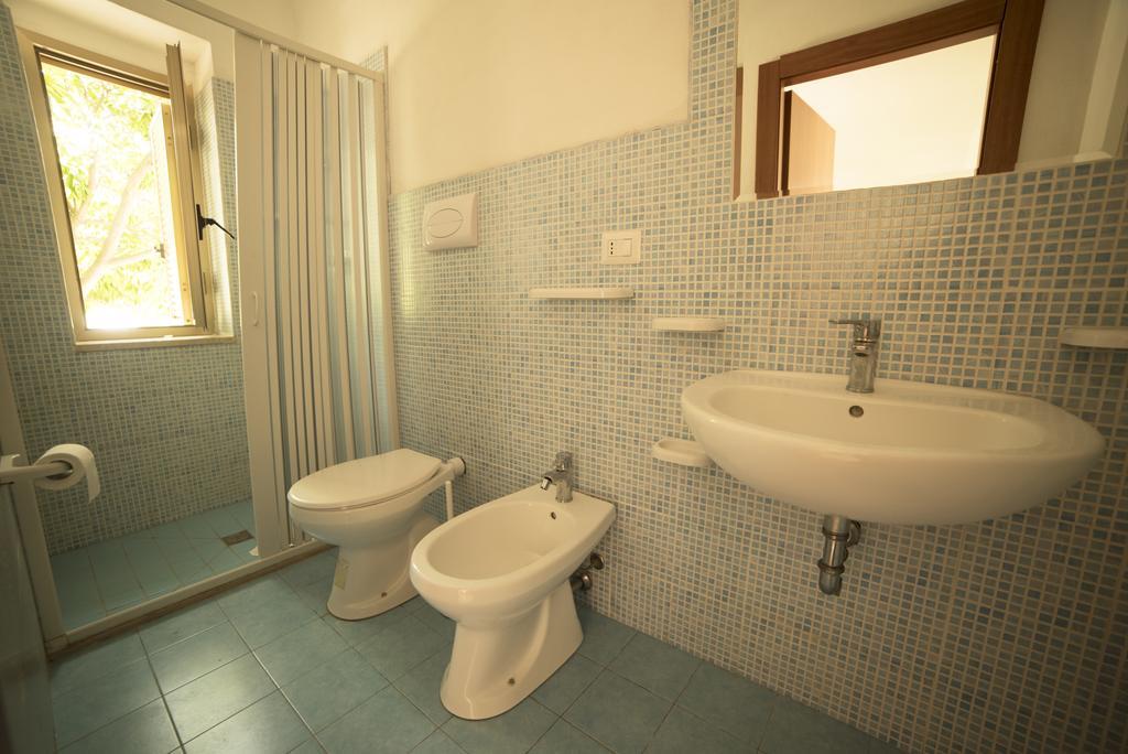 Casa Vacanze Villa Francesca بيسْكيتْشّي المظهر الخارجي الصورة